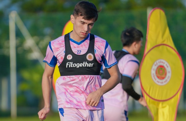 BĐVN 22/11: Brandon Ly có thể đến HAGL, Thành Trung trở lại U22 Việt Nam